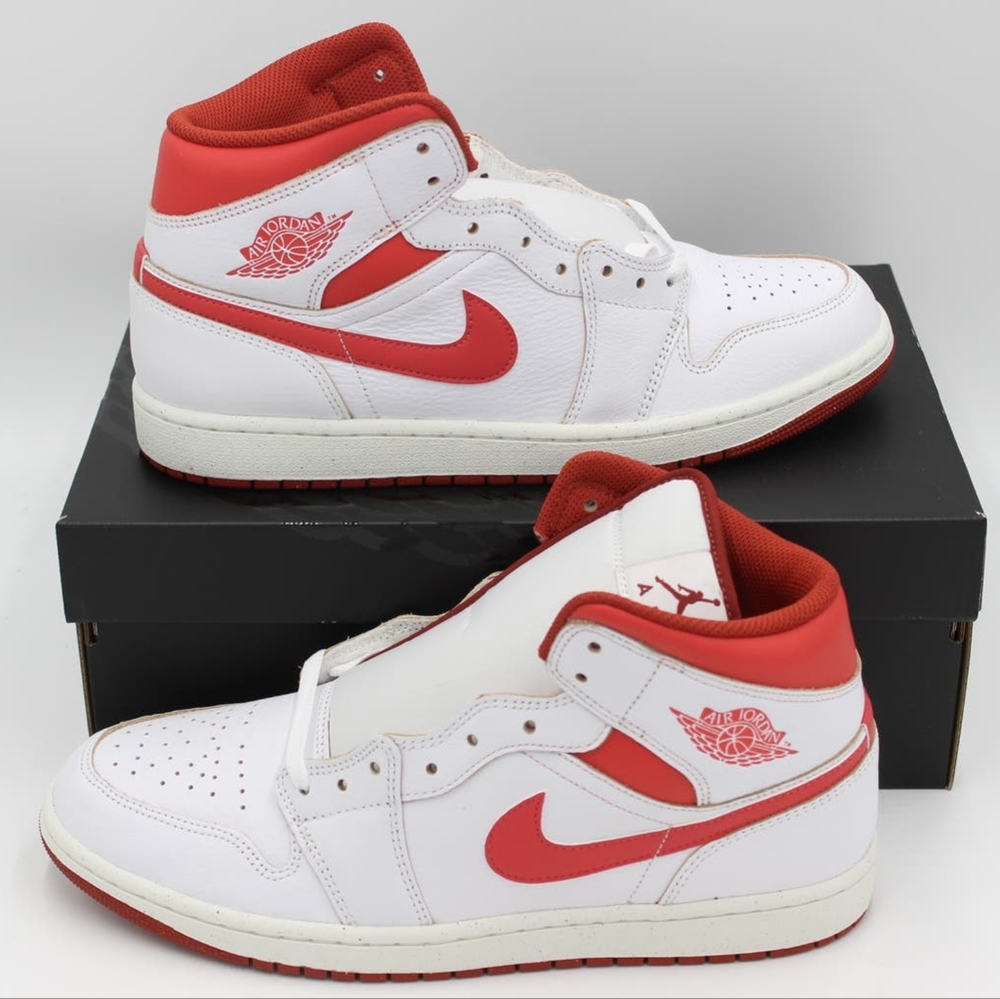 AIR JORDAN 1 MID WOMEN'S US SIZE 7.5 BRAND NEW IN BOX